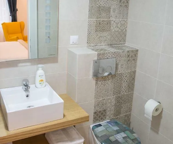 아파트 Sunny November *