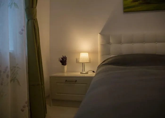 아파트 Sunny November *