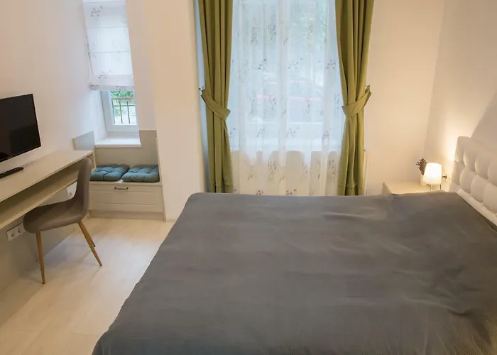 아파트 Sunny November 브라쇼브