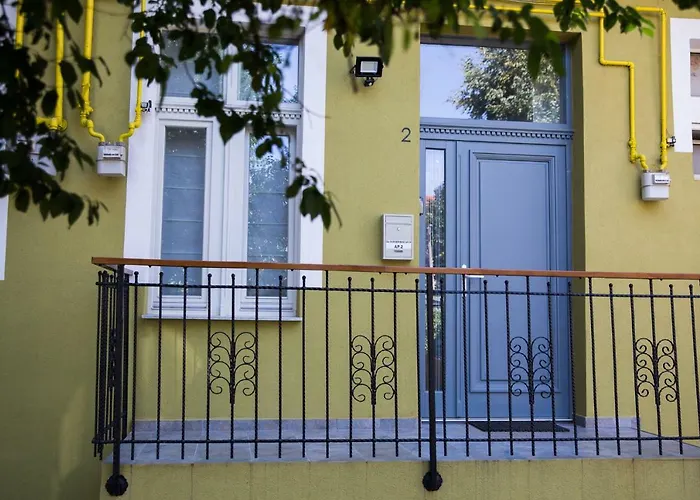 Sunny November 아파트